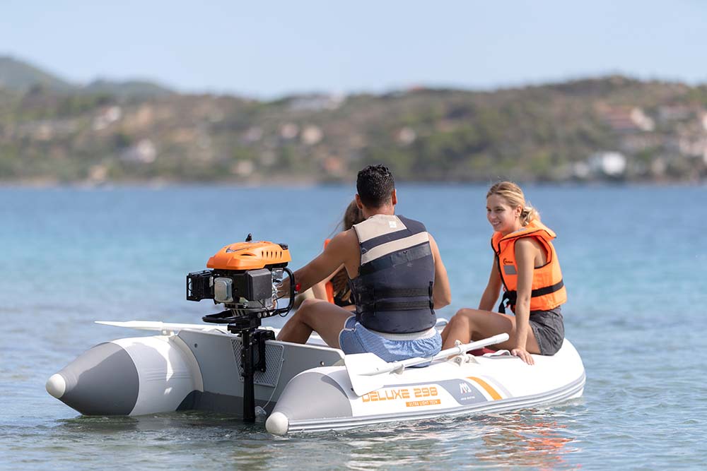 Лодка ПВХ с транцем под мотор Aqua Marina DELUXE U-TYPE Yacht Tender 2.5m with DWF Air Deck — изображение 11